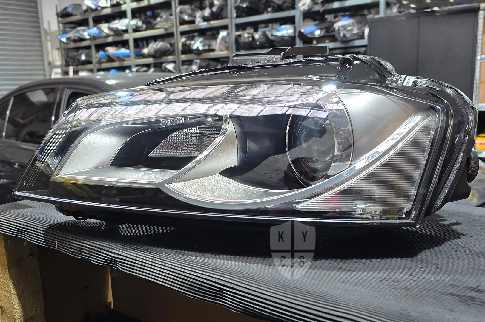 Audi A3 S3 RS3 (8P) Headlight Lens Replacement - Image 4