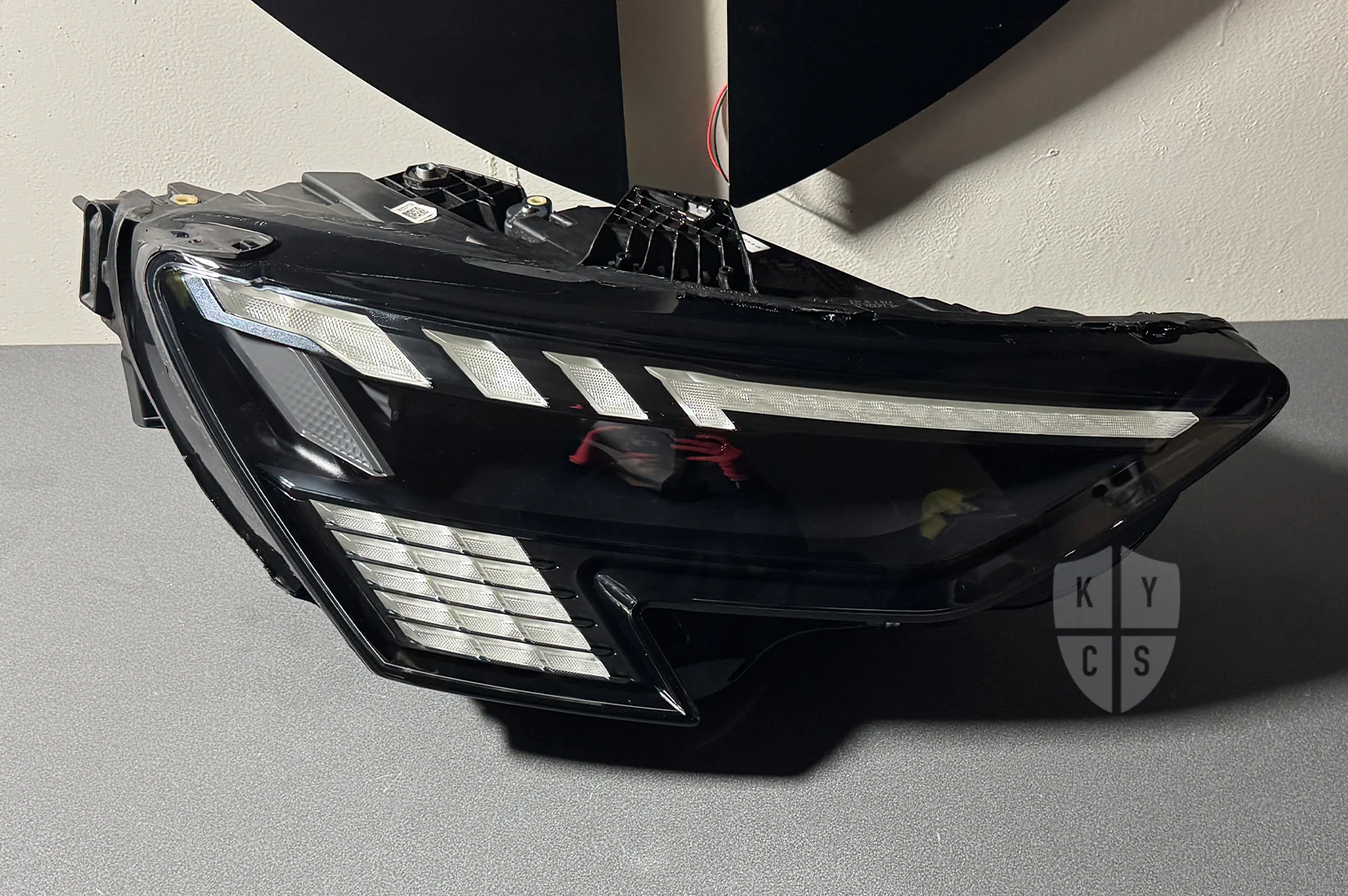 Audi A3 S3 RS3 (8Y) Headlight Lens Replacement - Image 3