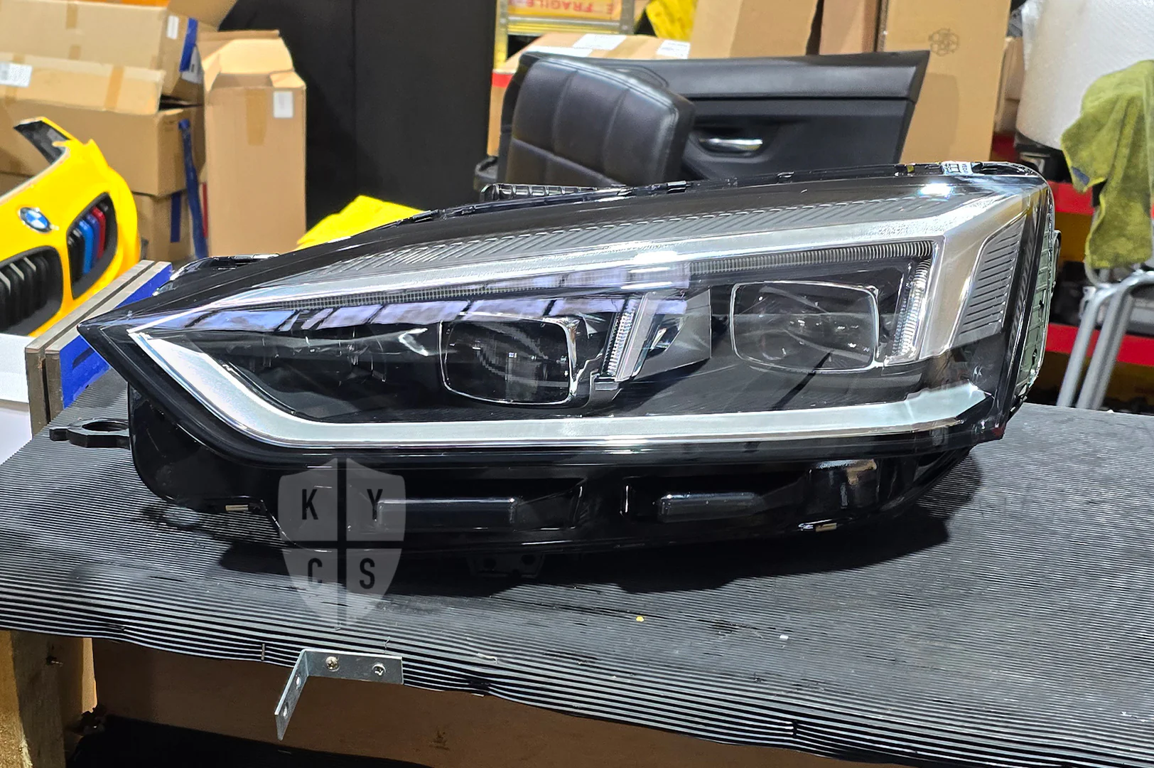 Audi A5 S5 RS5 (F5) Headlight Lens Replacement - Image 3