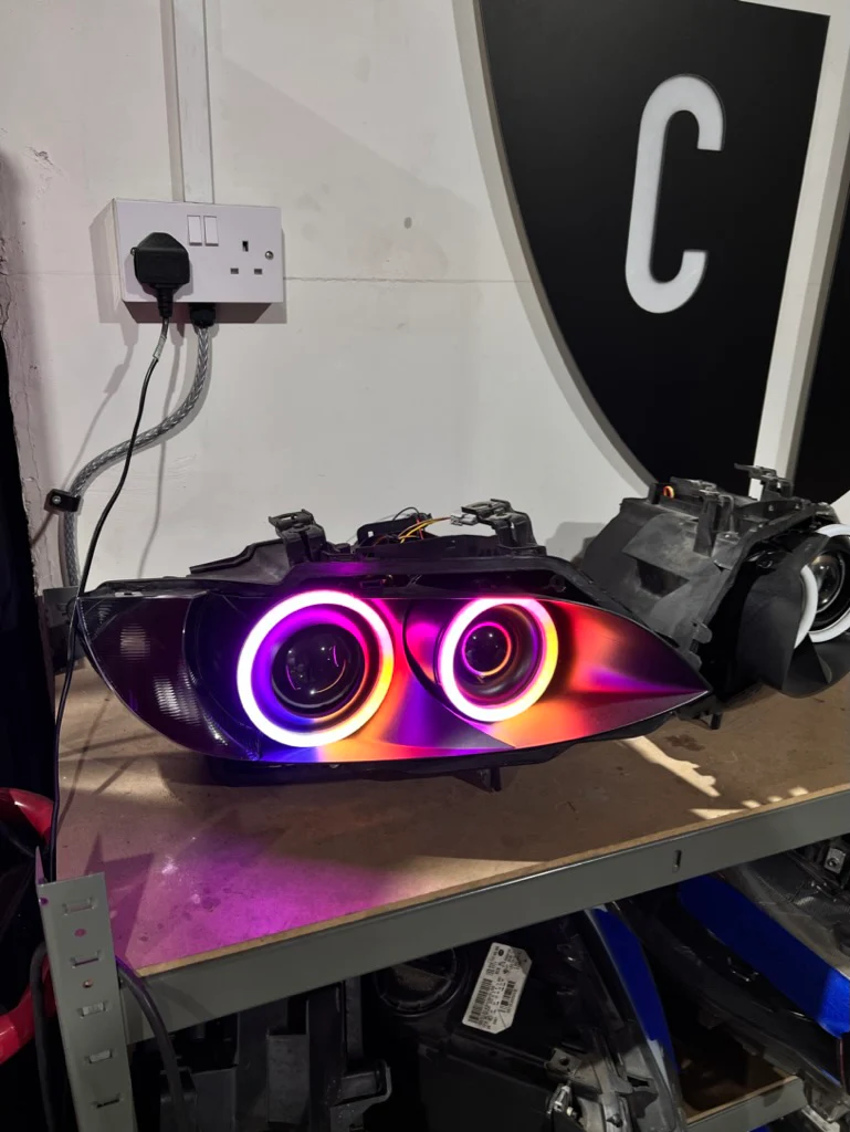 Prebuilt - E9x M3, E92/E93 Pre LCI (KYCS Full Circle Colour Chasing Angel Eyes) - Image 3