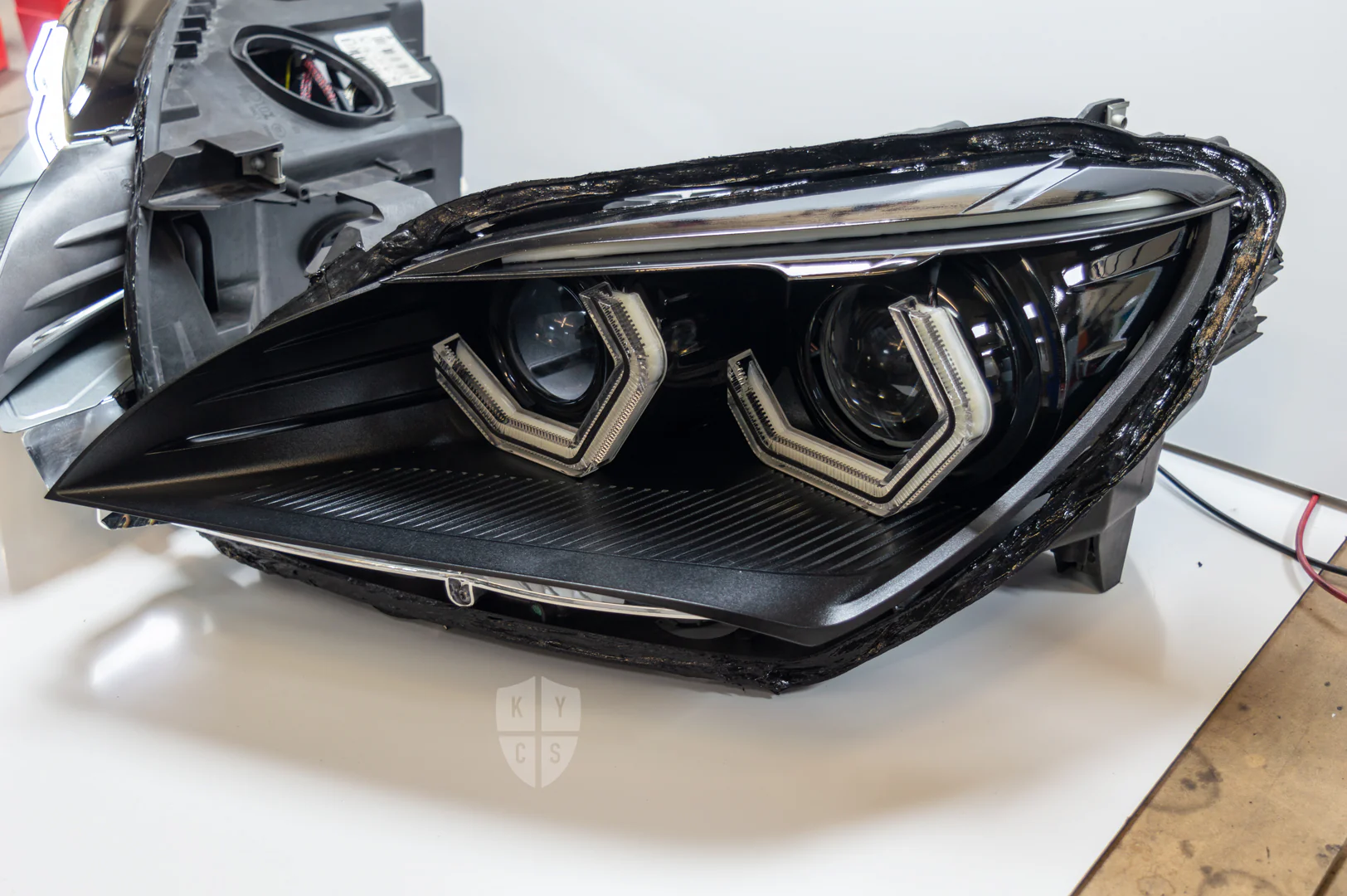 F06 F12 F13 - Vision Angel Eyes (6 Series & M6 Xenon Headlights) - Image 6