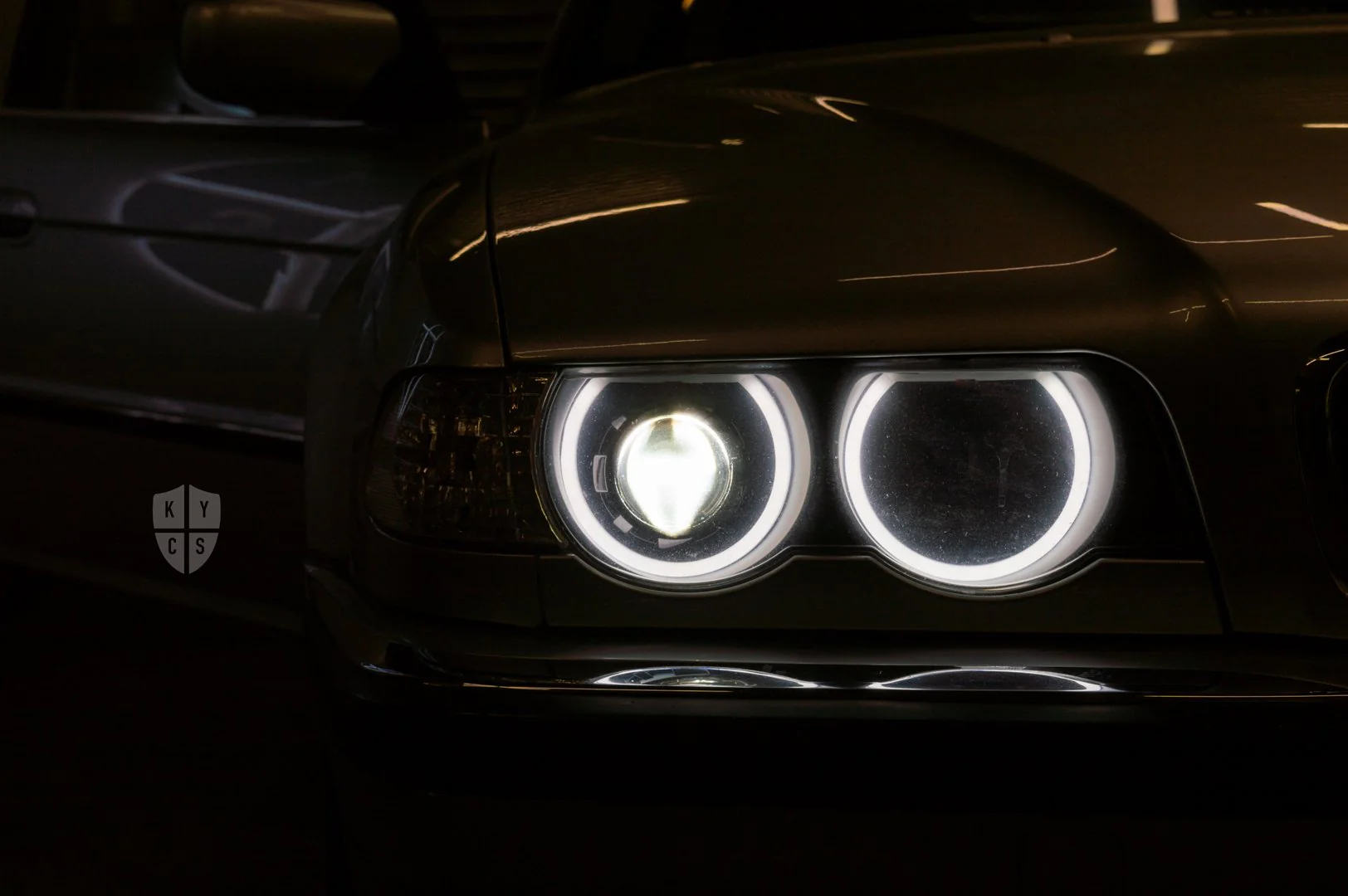 E38 Round Angel Eyes (7 Series Halogen Headlights) - Image 17